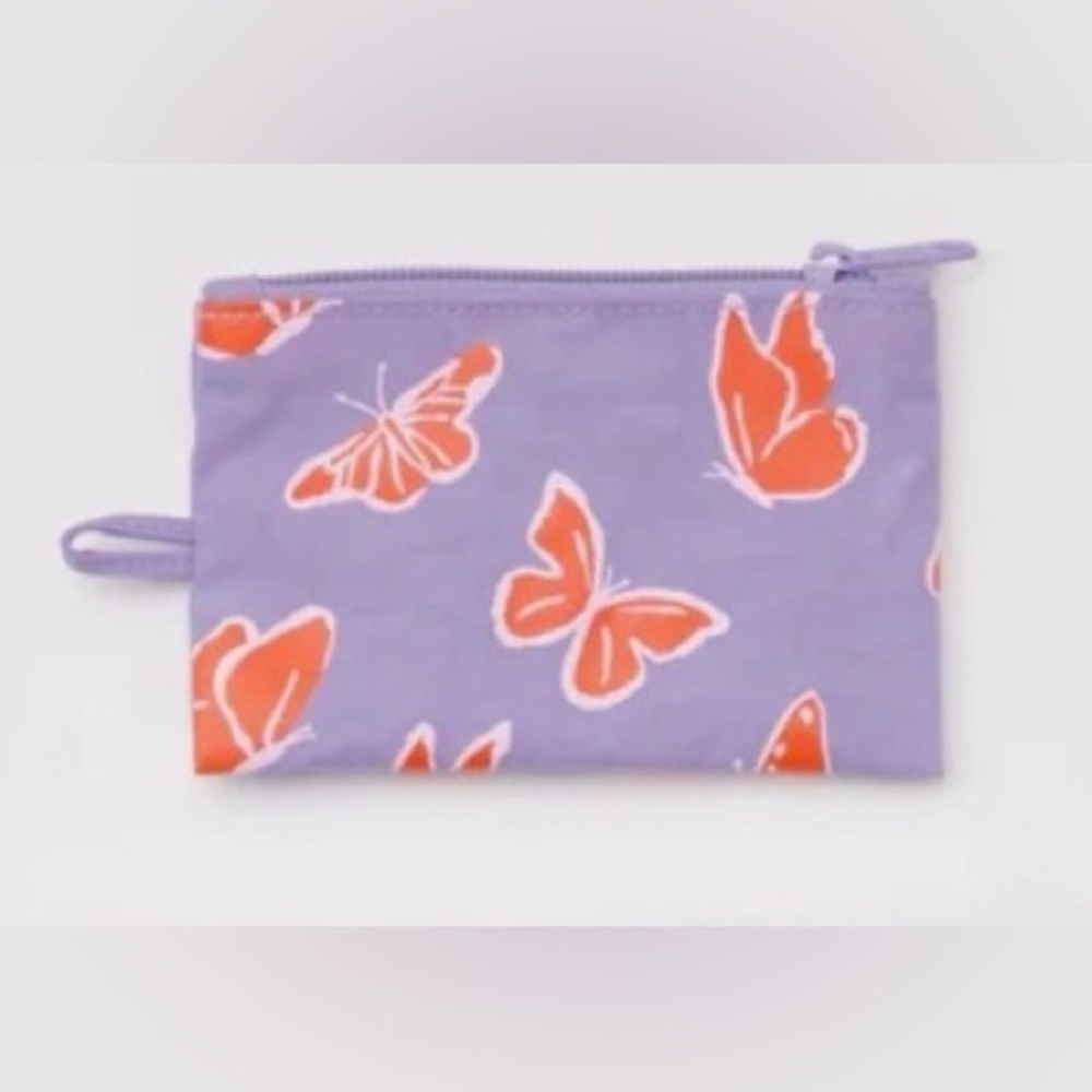 BAGGU Small Flat Pouch in Spring 2026 Butterfly Print